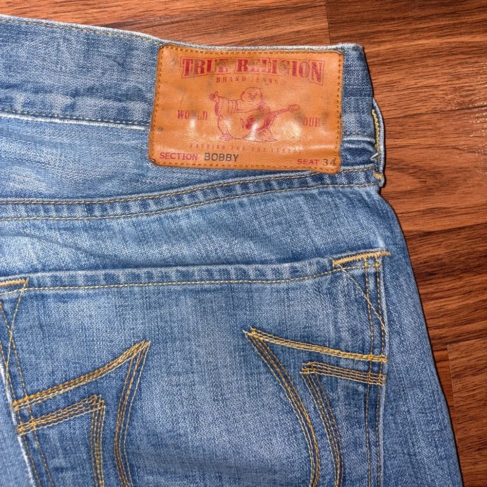 True Religion Bobby Super T Jeans - Light Wash Denim